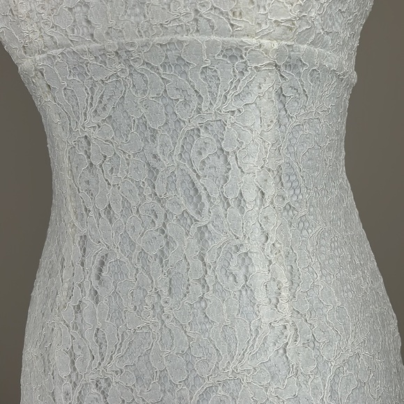 DB Studio (David’s Bridal) All Over Lace knee length dress cap sleeve in Ivory 2 - Picture 4 of 12